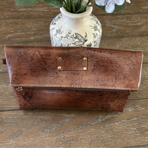 Patricia Nash Valerie Fold Over Clutch - Picture 3 of 10